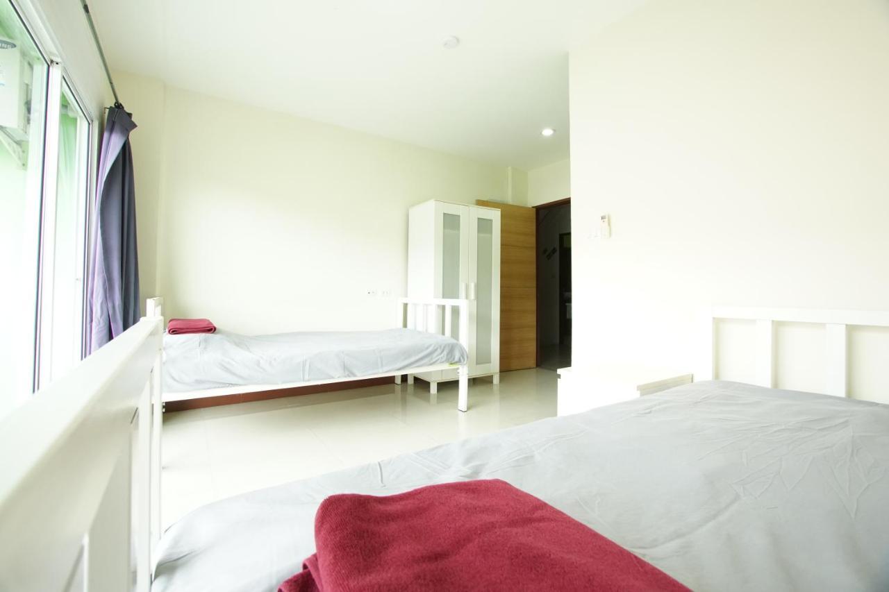 Bedbox Guesthouse And Hostel Patong Kültér fotó
