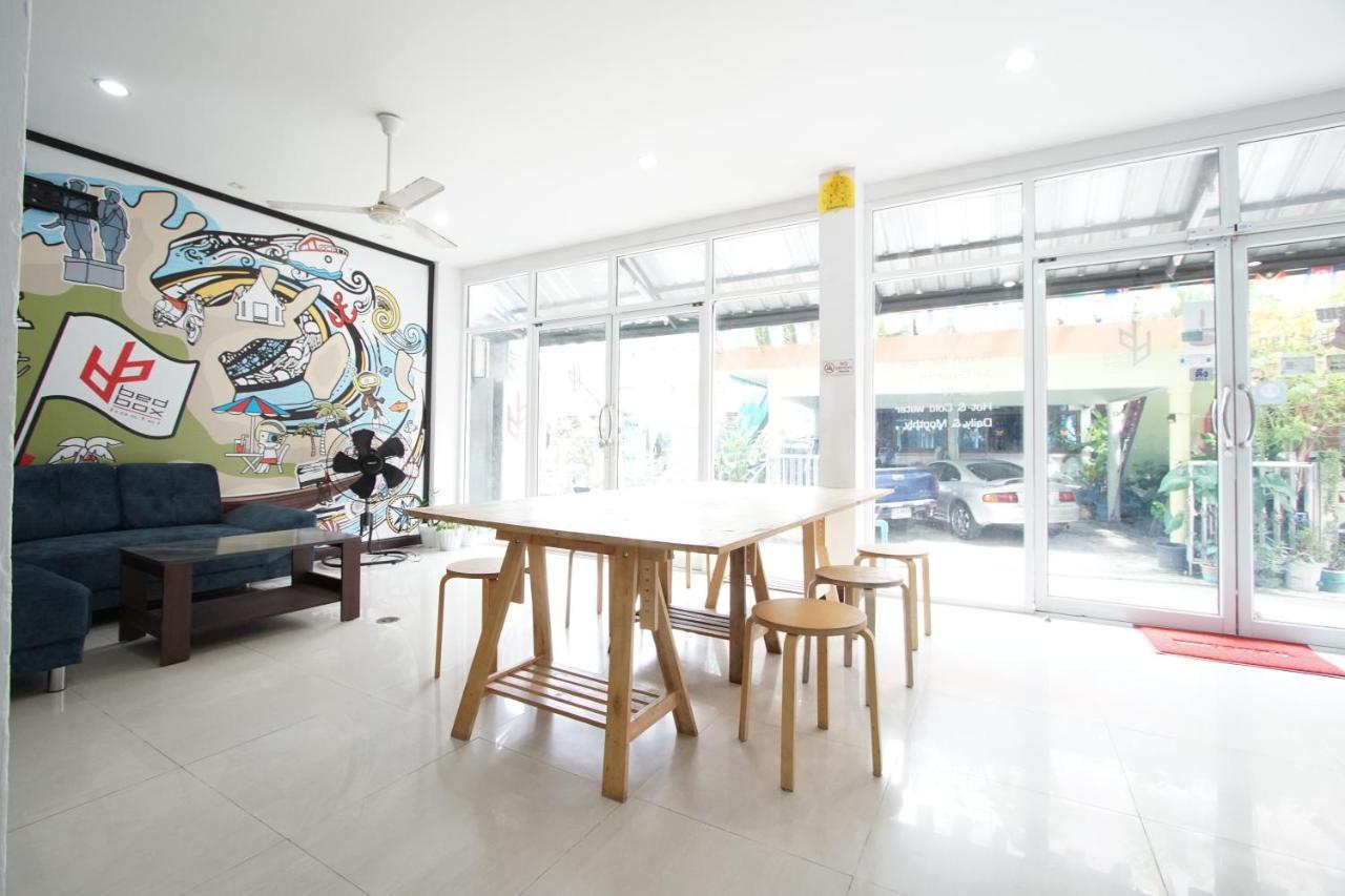 Bedbox Guesthouse And Hostel Patong Kültér fotó