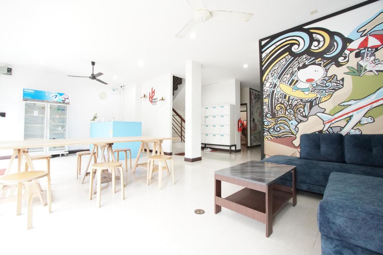 Bedbox Guesthouse And Hostel Patong Kültér fotó
