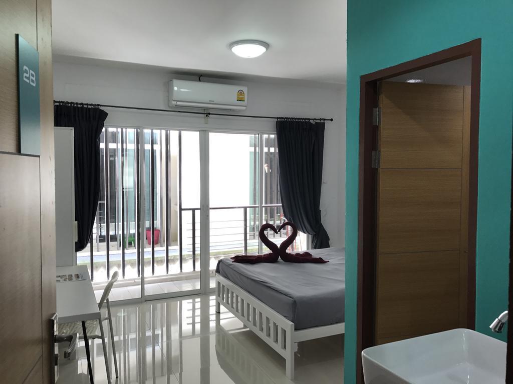 Bedbox Guesthouse And Hostel Patong Kültér fotó
